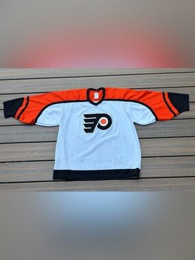 Vintage Philadelphia Flyers CCM Maska Air Knit Plain Beater Jersey Mens XL